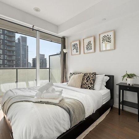 Downtown Toronto Condos Extérieur photo